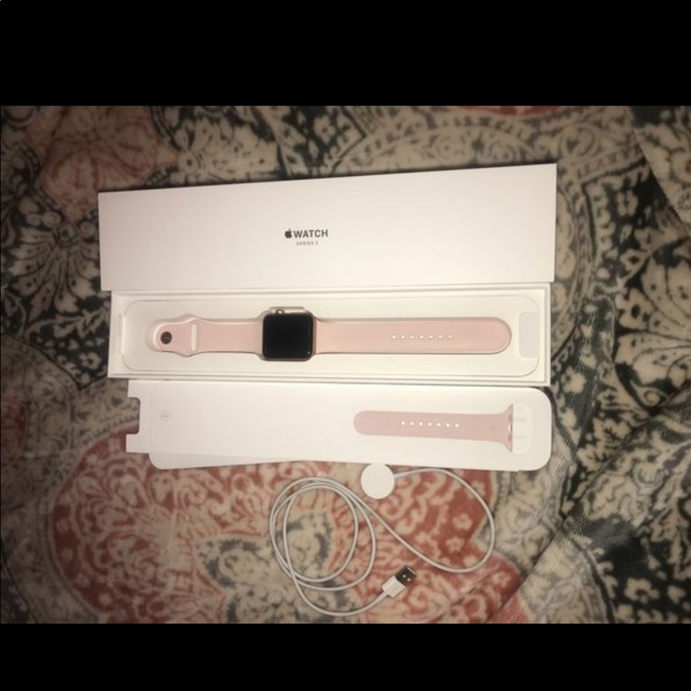 APPLE WATCH SERIES 3